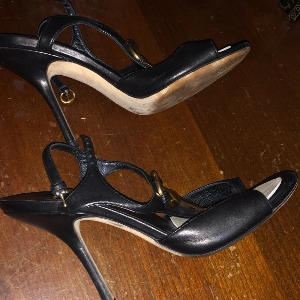 Gucci Black and Gold Women's Sandals - Picture 7 of 8